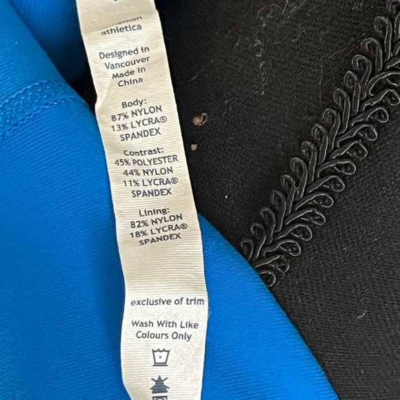 Lululemon Daily Yoga Jacket Beaming Blue / Classic Stripe Polar Cream sz 6 - Picture 6 of 14